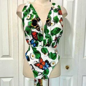 NWT Pura Butterfly and Leaf Print One Piece Swimsuit